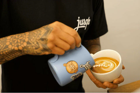 Specialty Coffee bei jusq'a in Bern (Foto: Roberto Nappi)